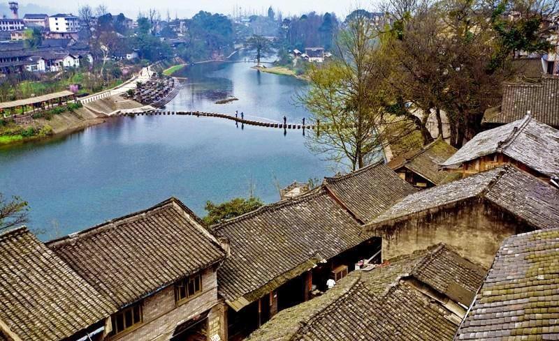 存在能变色的珍珠么？随着体温或心情变色的那种！游戏画面